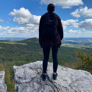 Meet your Posher, Catherine